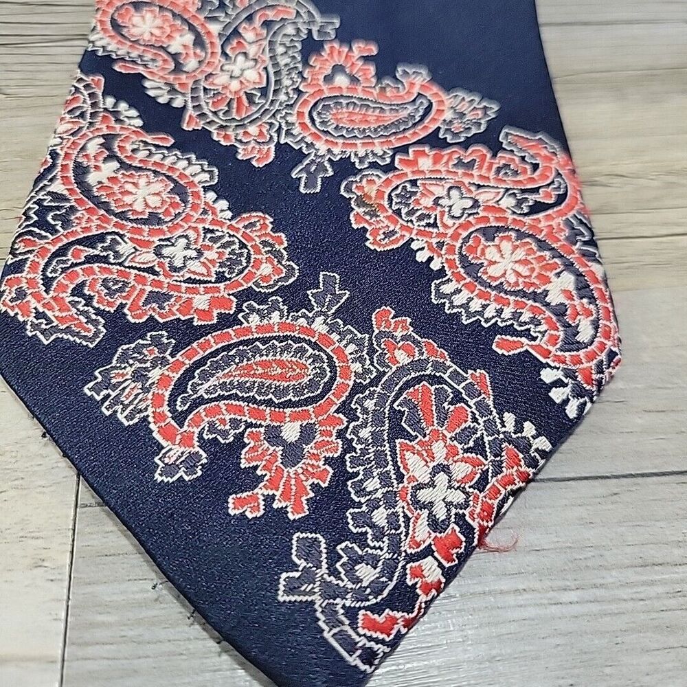 Vintage Christian Dior‎ Paisley Print Silk Tie 55" x 4 1/4" Navy Red - Picture 2 of 10